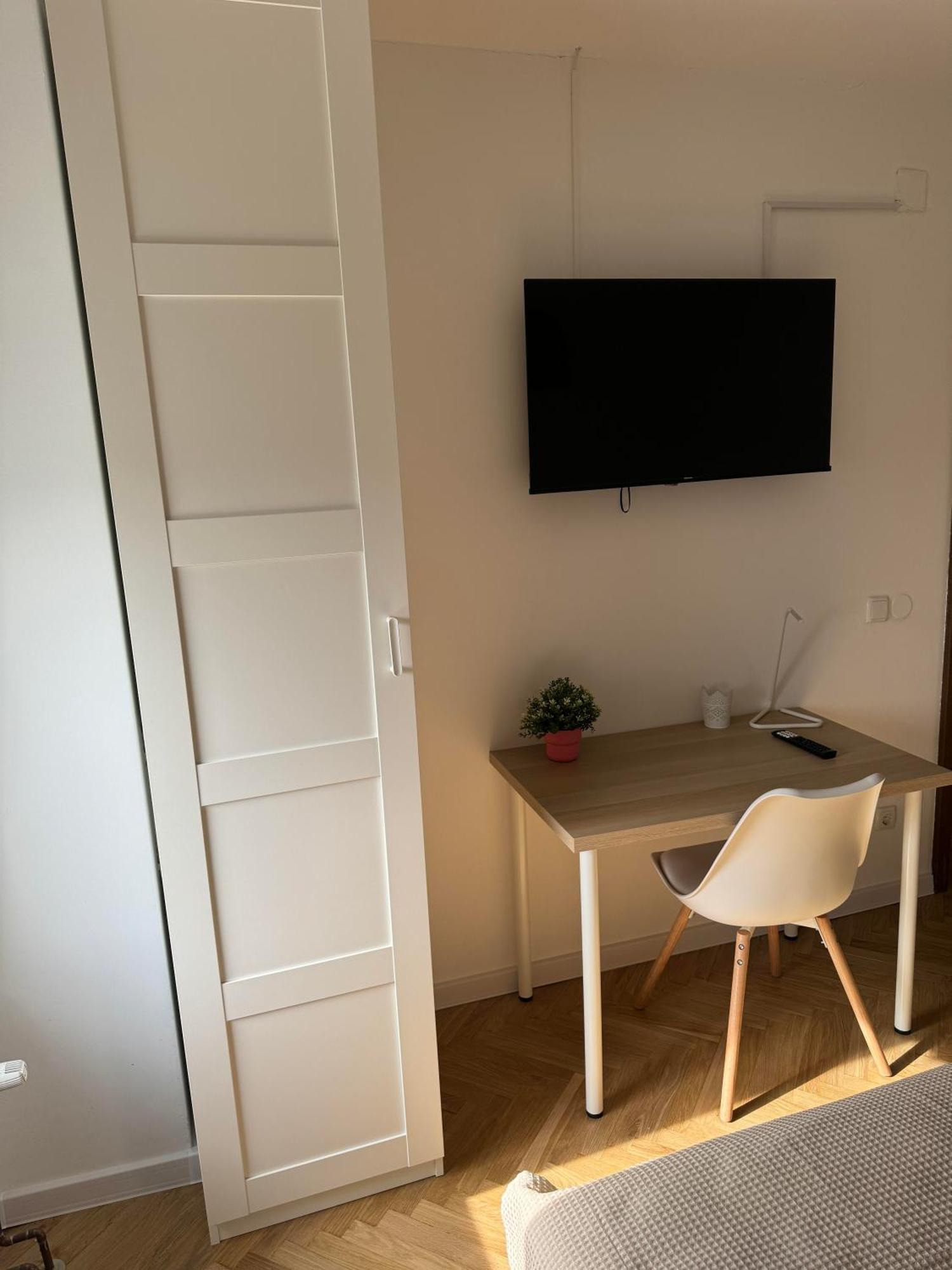 Apartman Tony Deluxe Near Zagreb Airport Velika Gorica Luaran gambar