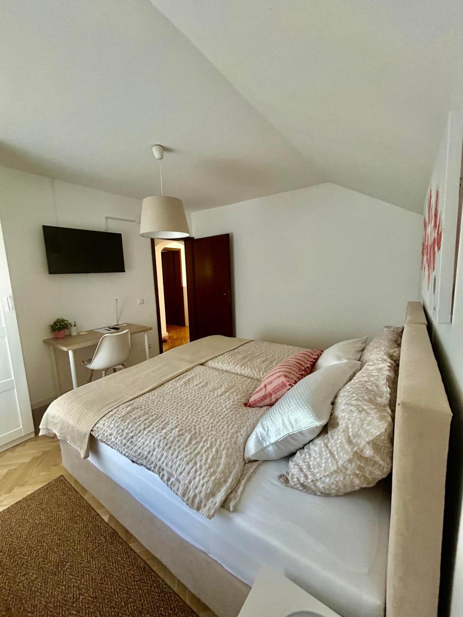 Apartman Tony Deluxe Near Zagreb Airport Velika Gorica Luaran gambar